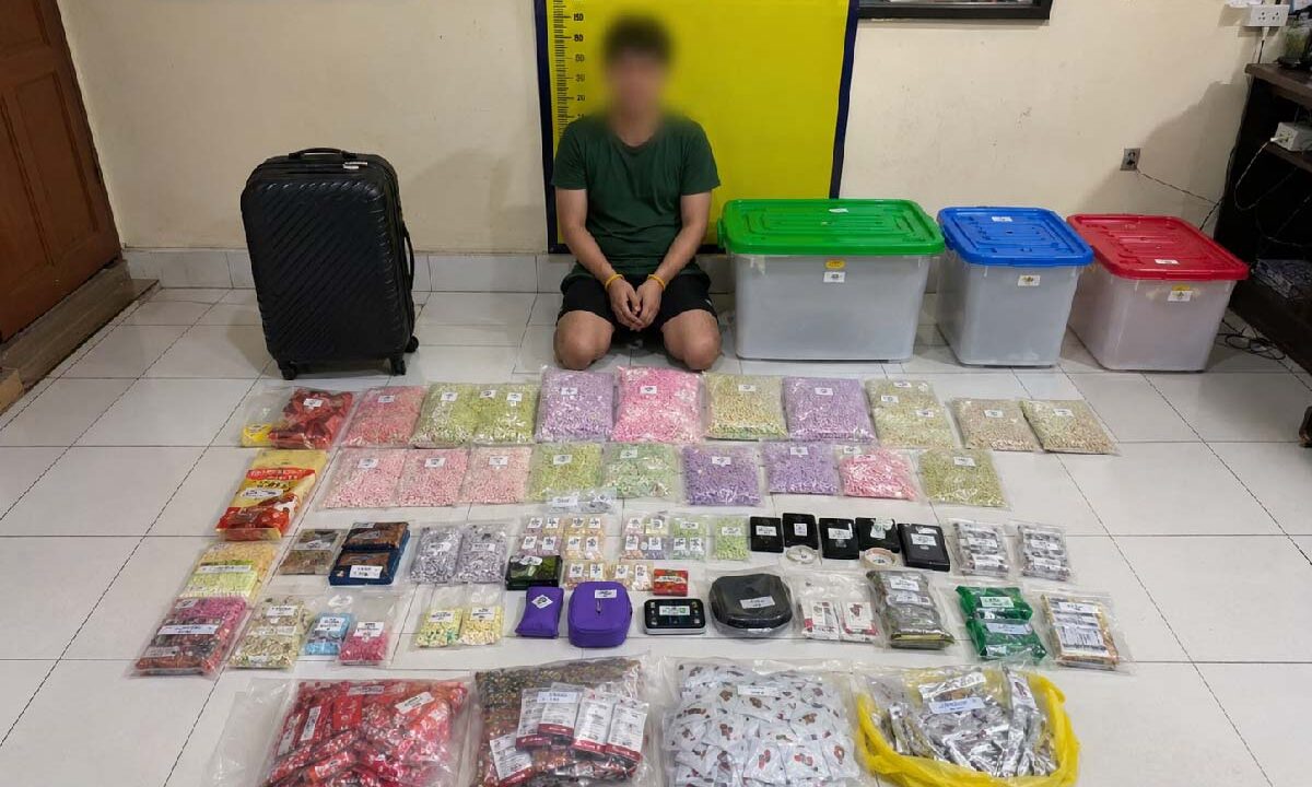 Polisi Riau Buru Pengendali Jaringan Narkoba di Pekanbaru